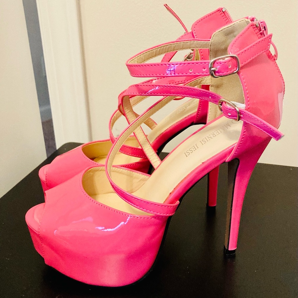LOTUS BOSS SHINE: NWT Hot Pink Stilettos 5.5 inch heal plus platform